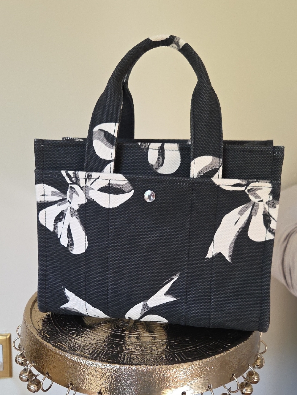 COACH Cargo Bow Print Canvas Tote Bag 20 - Picture 5 of 15